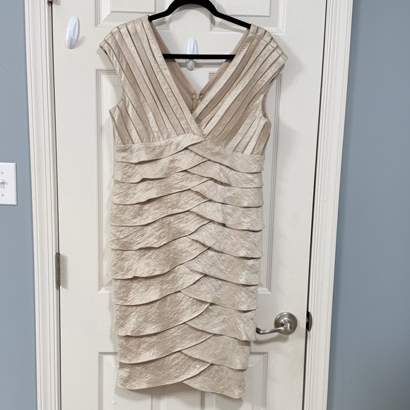 Adrianna Papell Dresses & Skirts - Adrianna Papell Champna Layered Dress Glamorous Wedding Mother of the Bride